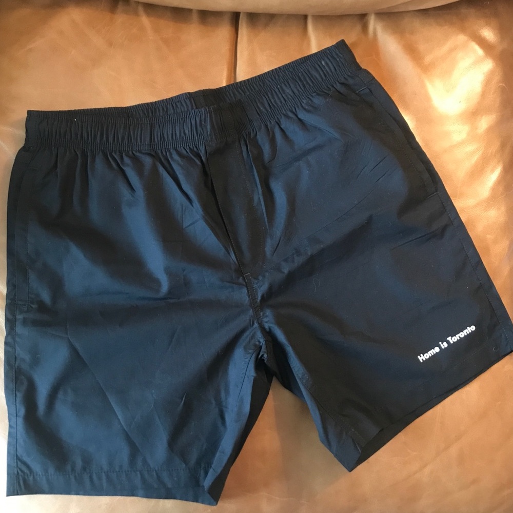 BRAND NEW Peace Collective unisex cotton sweat short HOME IS TORONTO